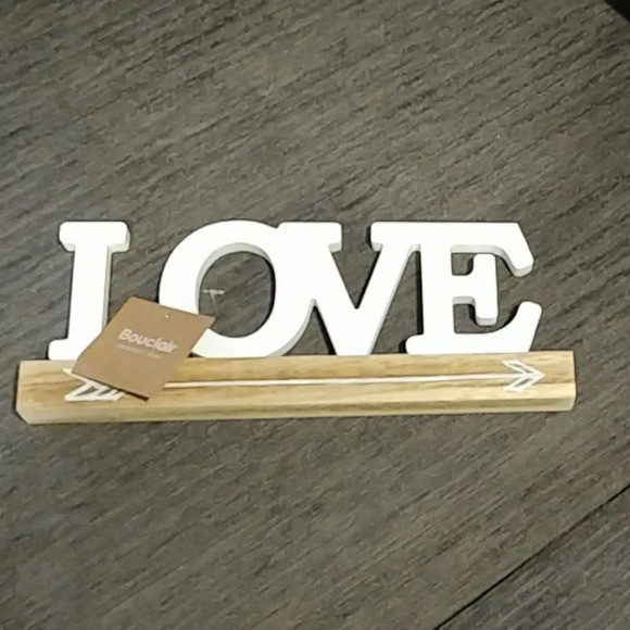 Wooden,  Free-Standing, Decorative Word "LOVE" - Picture 2 of 3